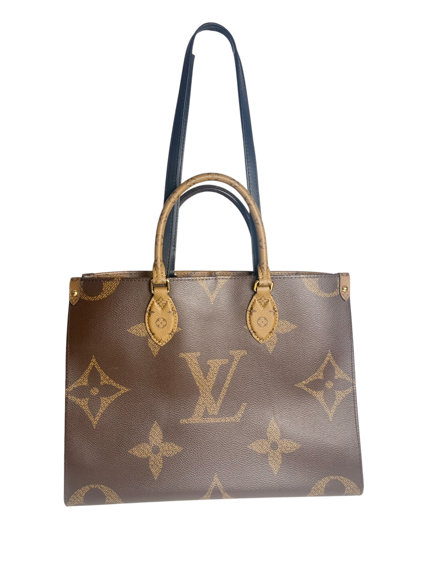 Louis Vuitton OnTheGo MM T8222