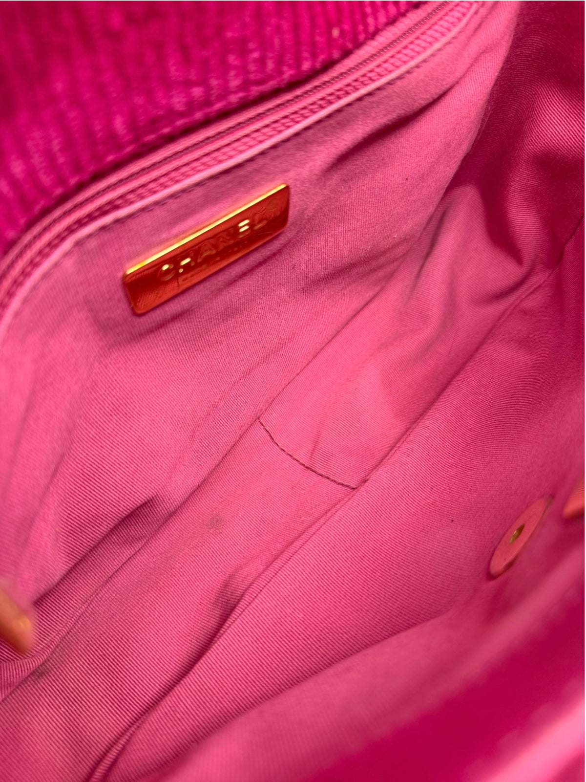 Chanel 19 Medium Pink Quilted Corduroy Flap T9431