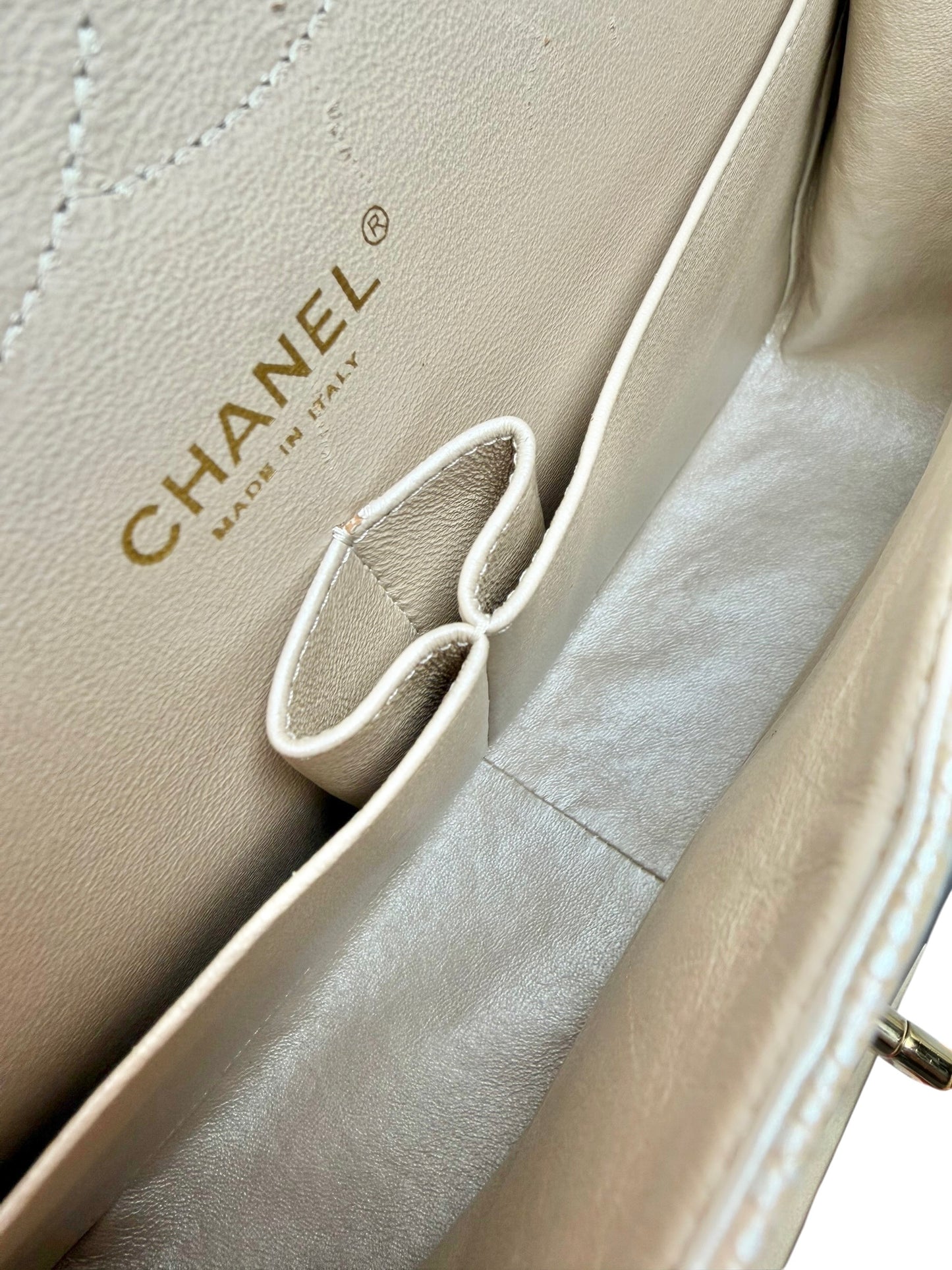 Chanel Jumbo Double Flap Caviar Pearly Beige