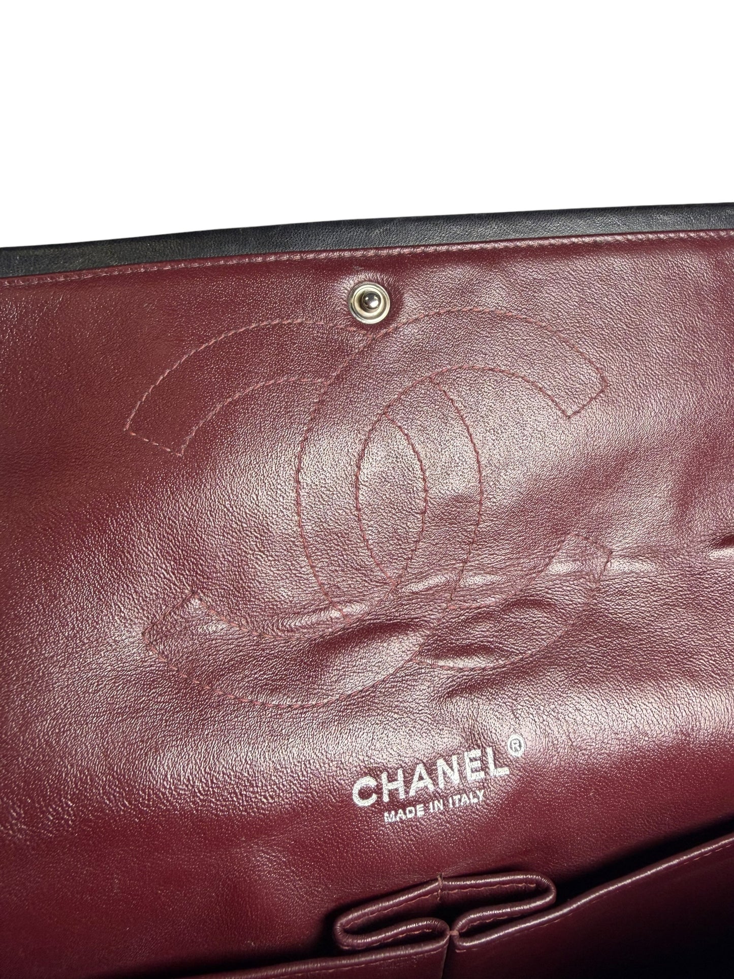 Chanel Jumbo Double Flap Black Quilted Lambskin T1048