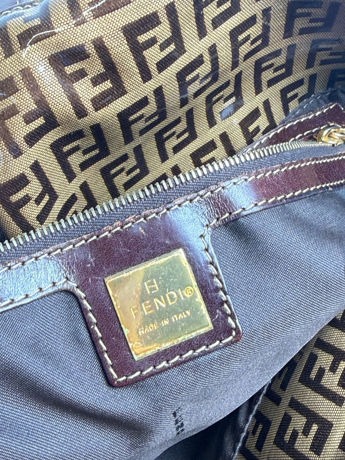 Fendi Zucchino Vinyl Mamma Baguette T7958