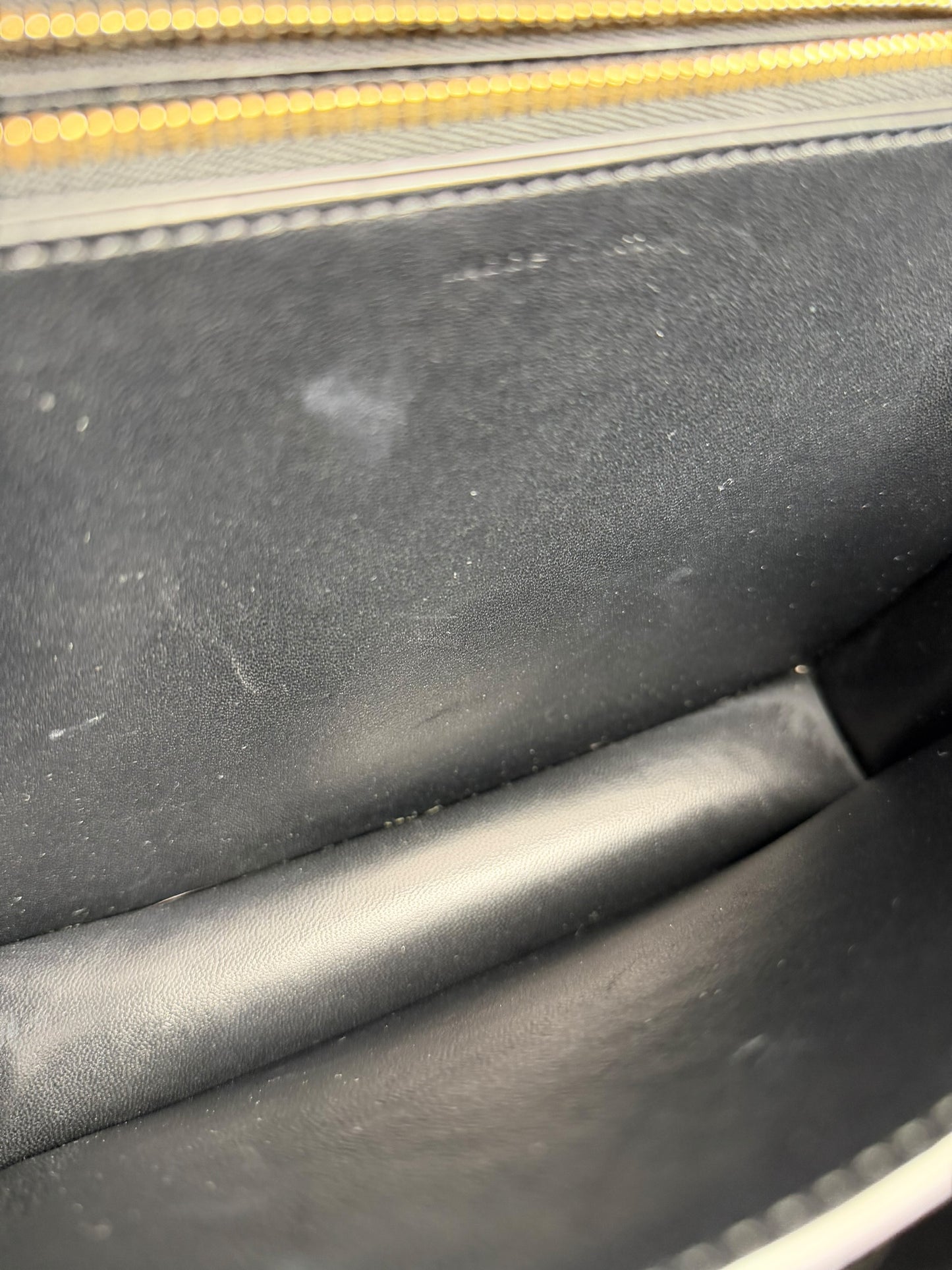 Celine box black medium