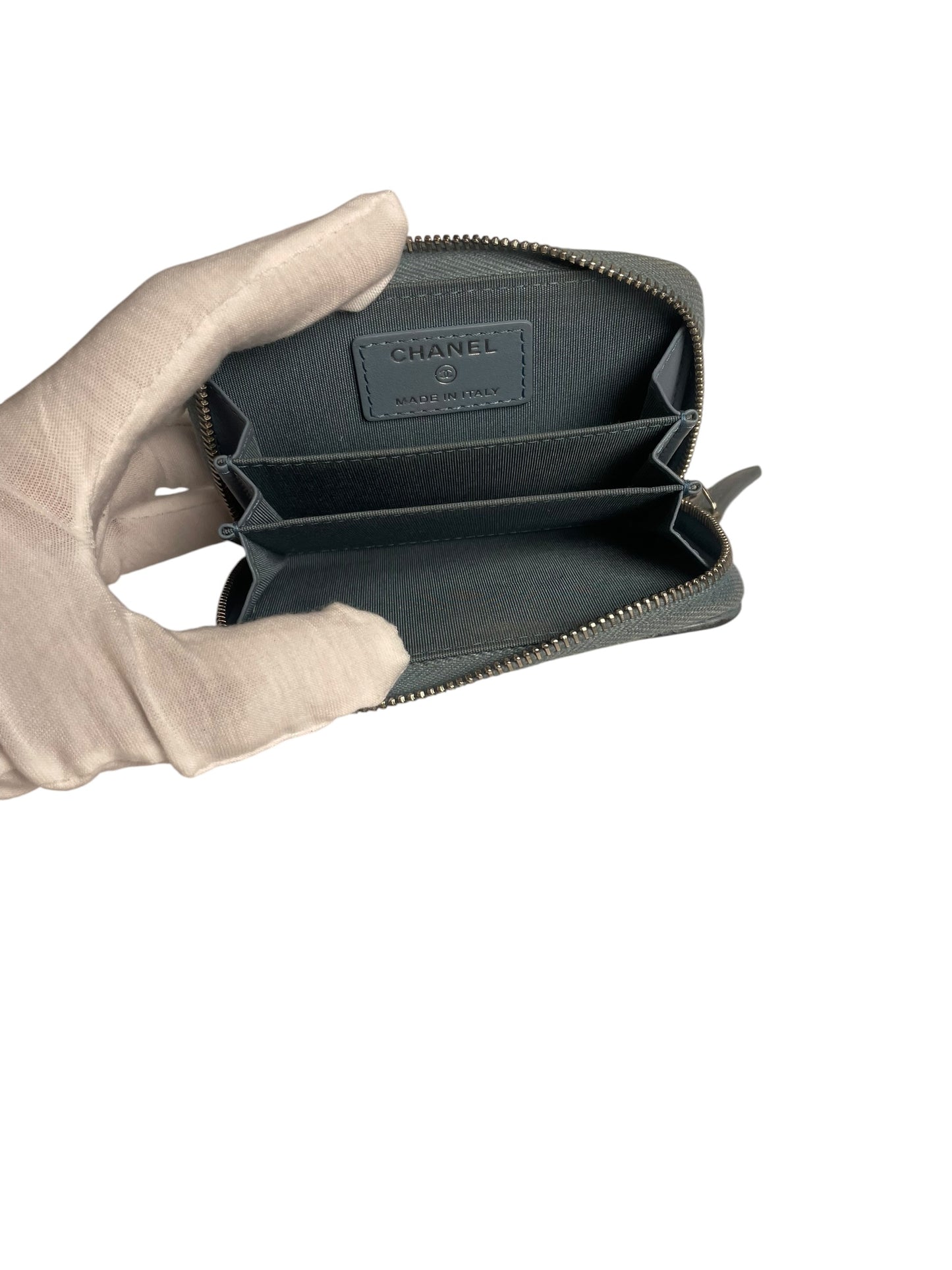 Chanel Ombré Quilted Zip Around Coin Purse T8524