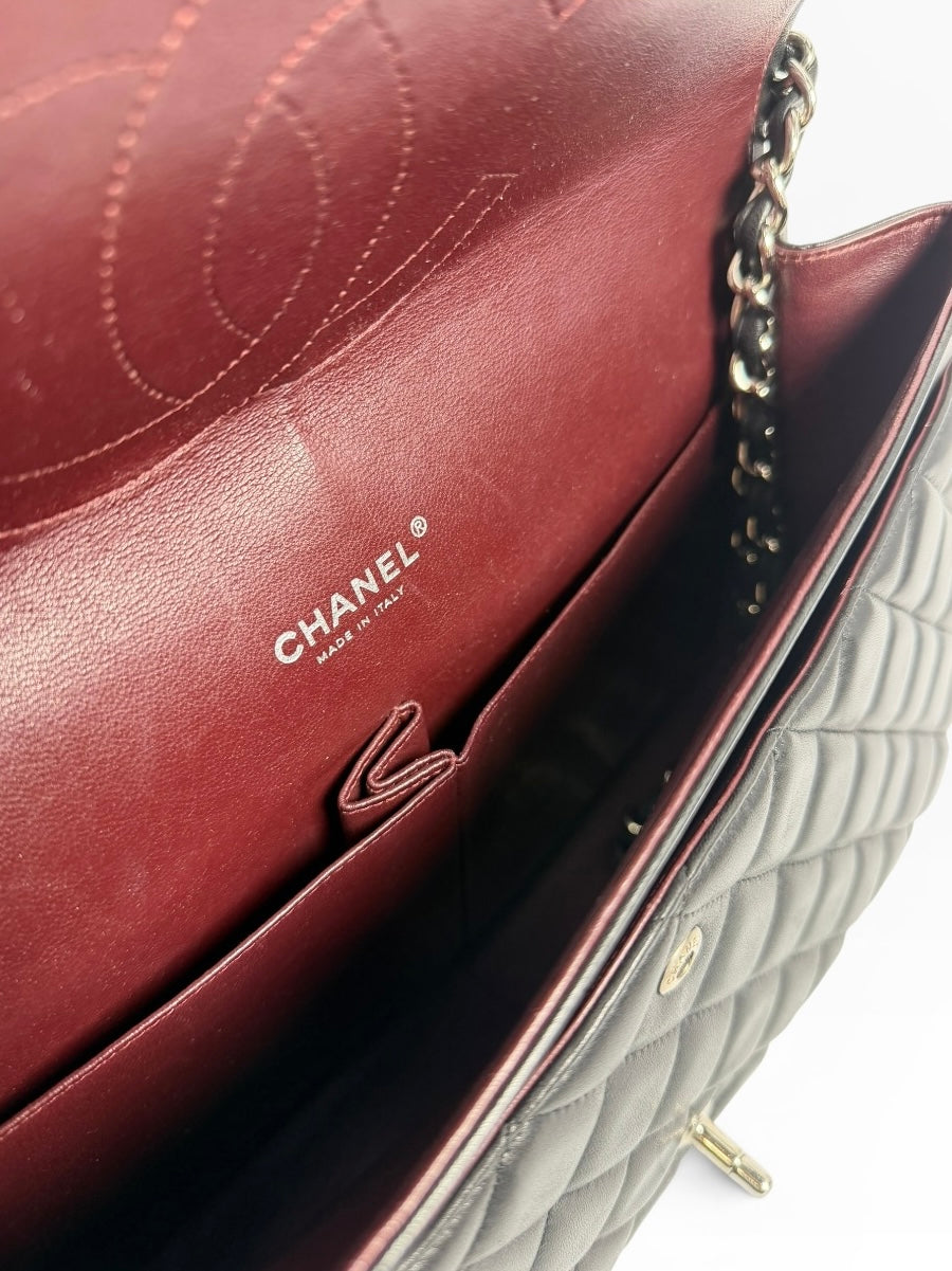 Chanel Black Lambskin Maxi Classic Double Flap SHW