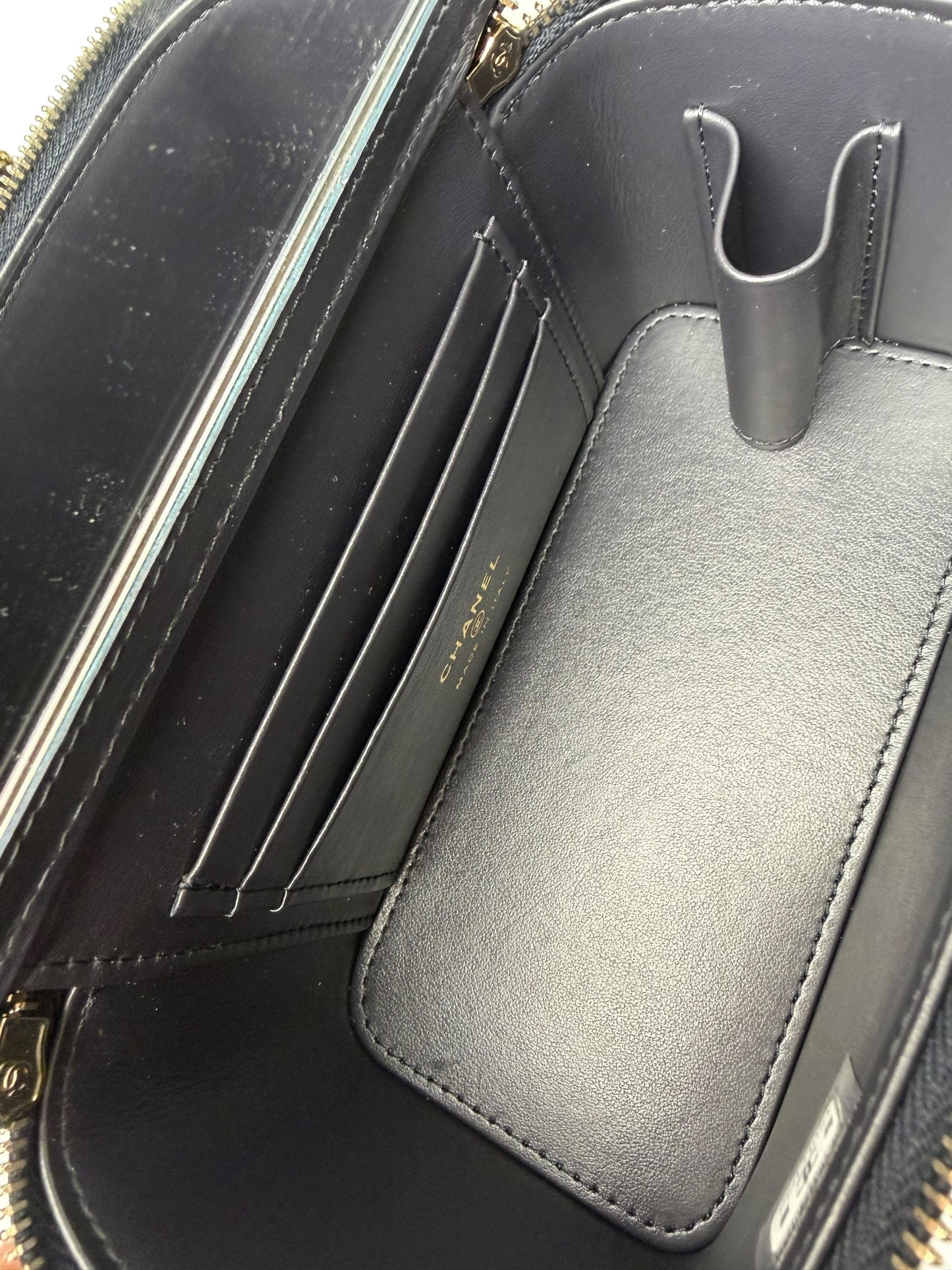 Chanel Denim Quilted Top Handle Vanity Case With Chain T8232