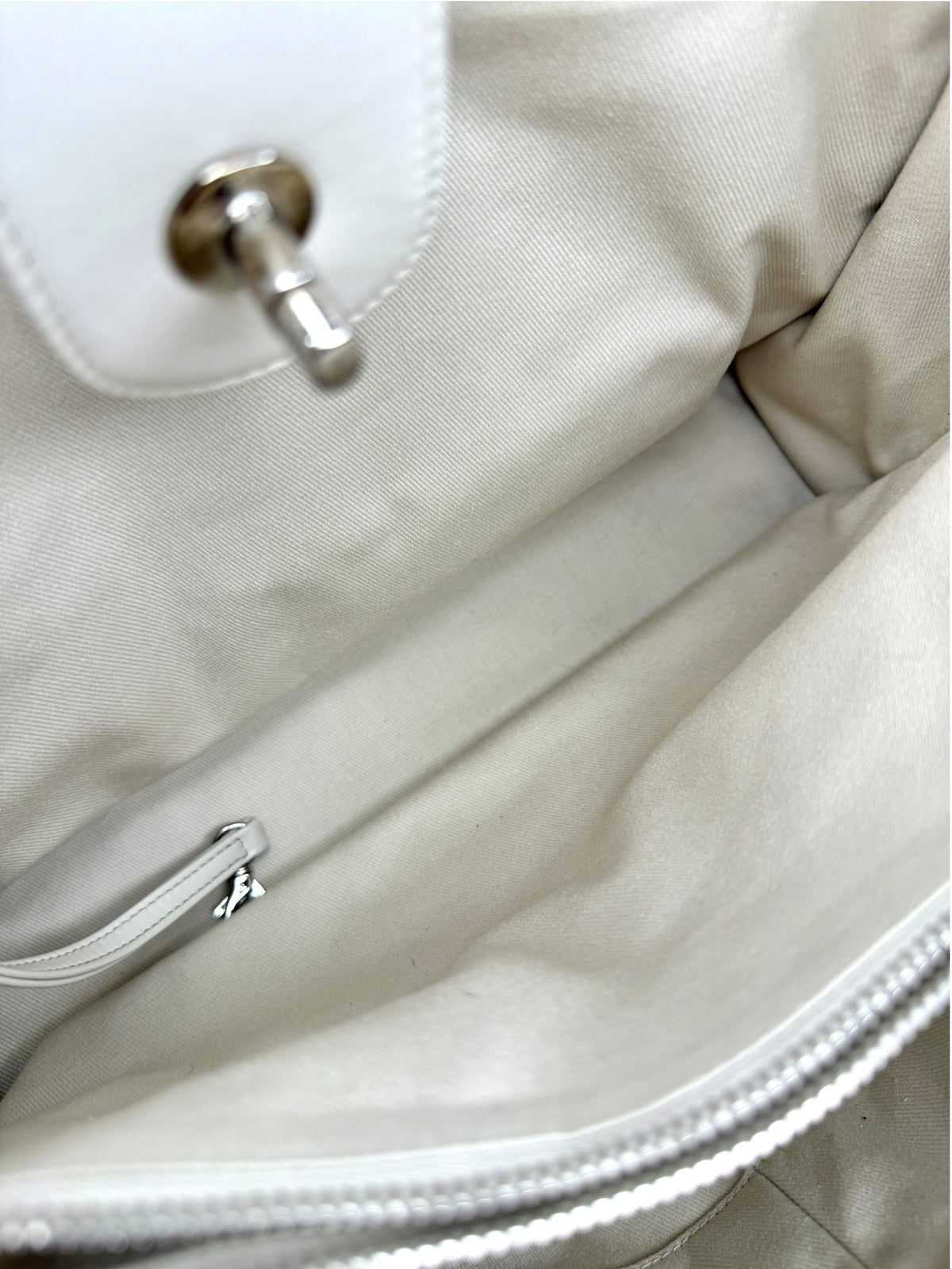 Chanel Ivory Perforated Up In The Air Tote SHW T8996