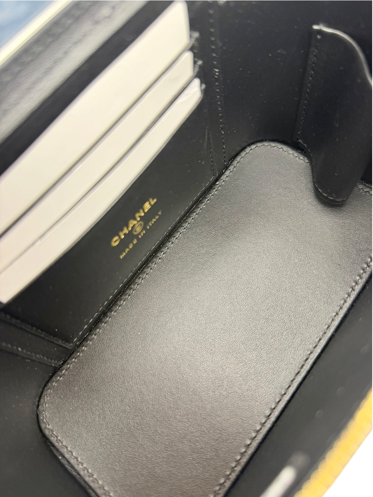 Chanel Black Crocodile Embossed Top Handle Vanity T8833