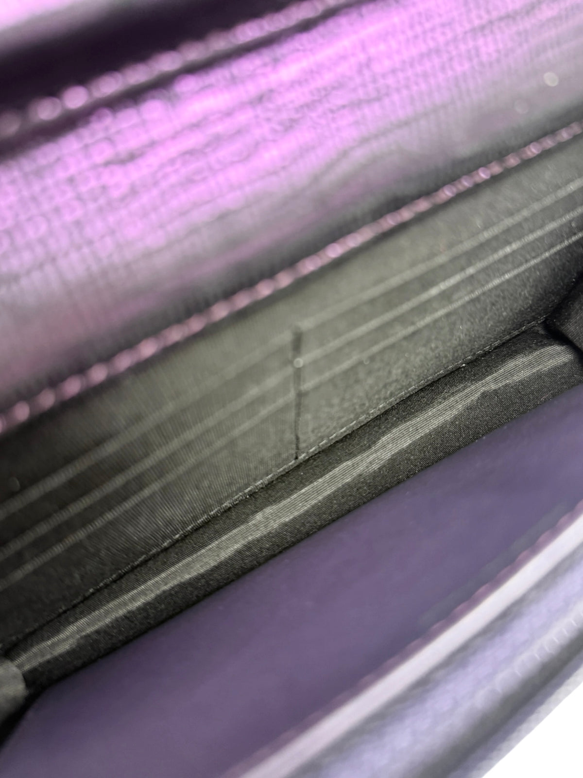 Chanel Metallic Purple Lizard Print Wallet With Chain T9016
