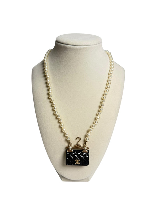 Chanel Pearl Mini Bag Hanger Pendant Necklace Black T3512