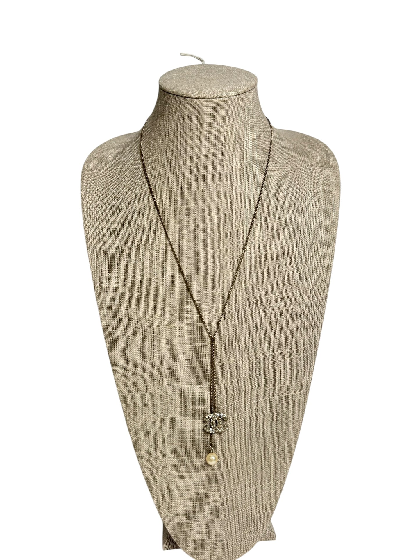 Chanel Crystal CC Pearl Drop Y Necklace Silver Cream T3561
