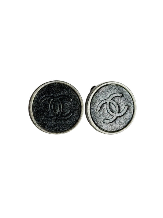 Chanel Vintage Round CC Logo Clip-On Leather Earrings Black T2777