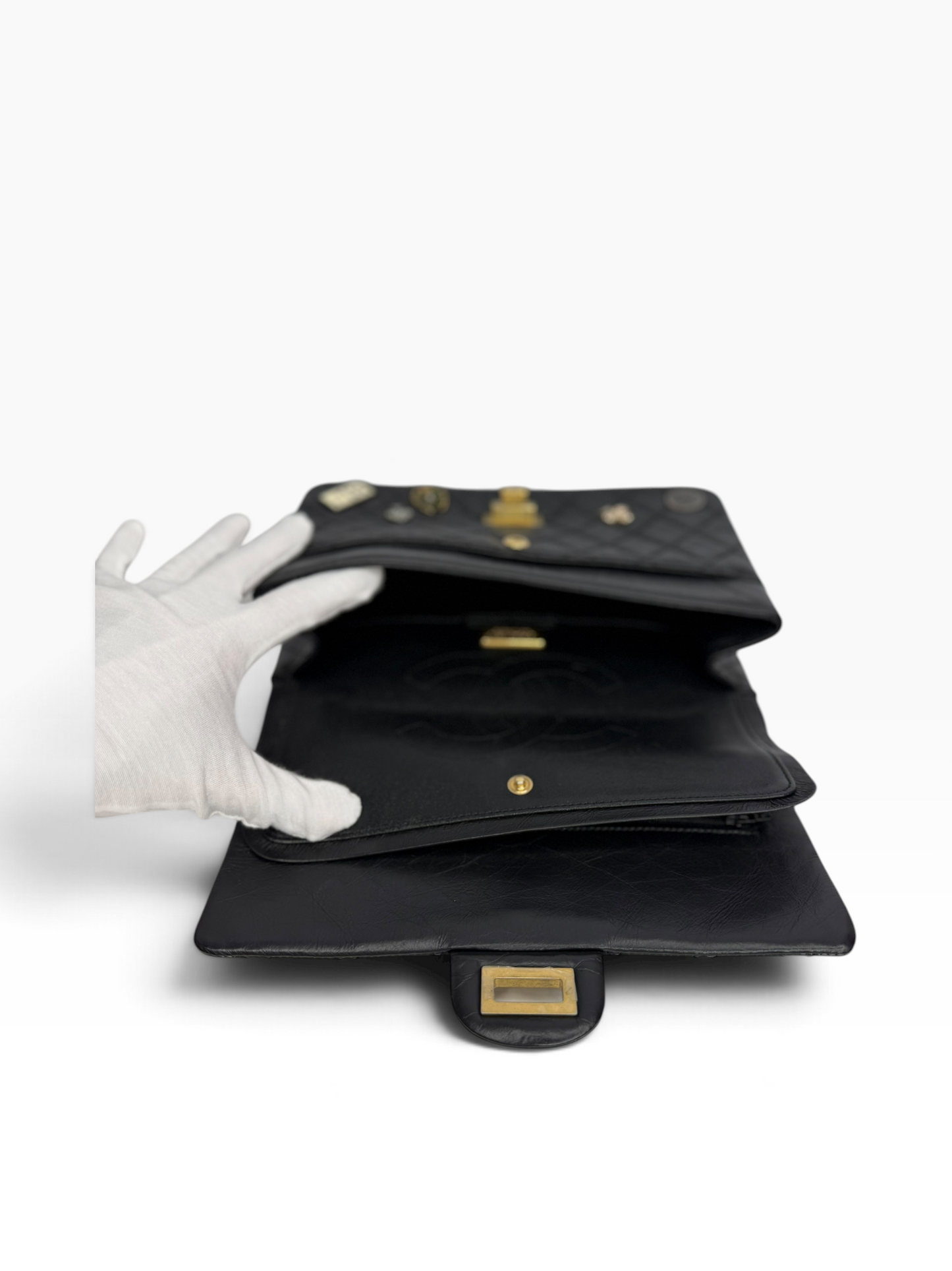 Chanel Casino Lucky Charm medium reissue black ghw t8781