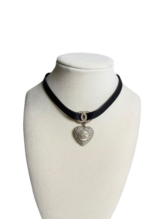 Chanel Crystal CC Heart Pendant Ribbon Choker Necklace Black Silver T9016