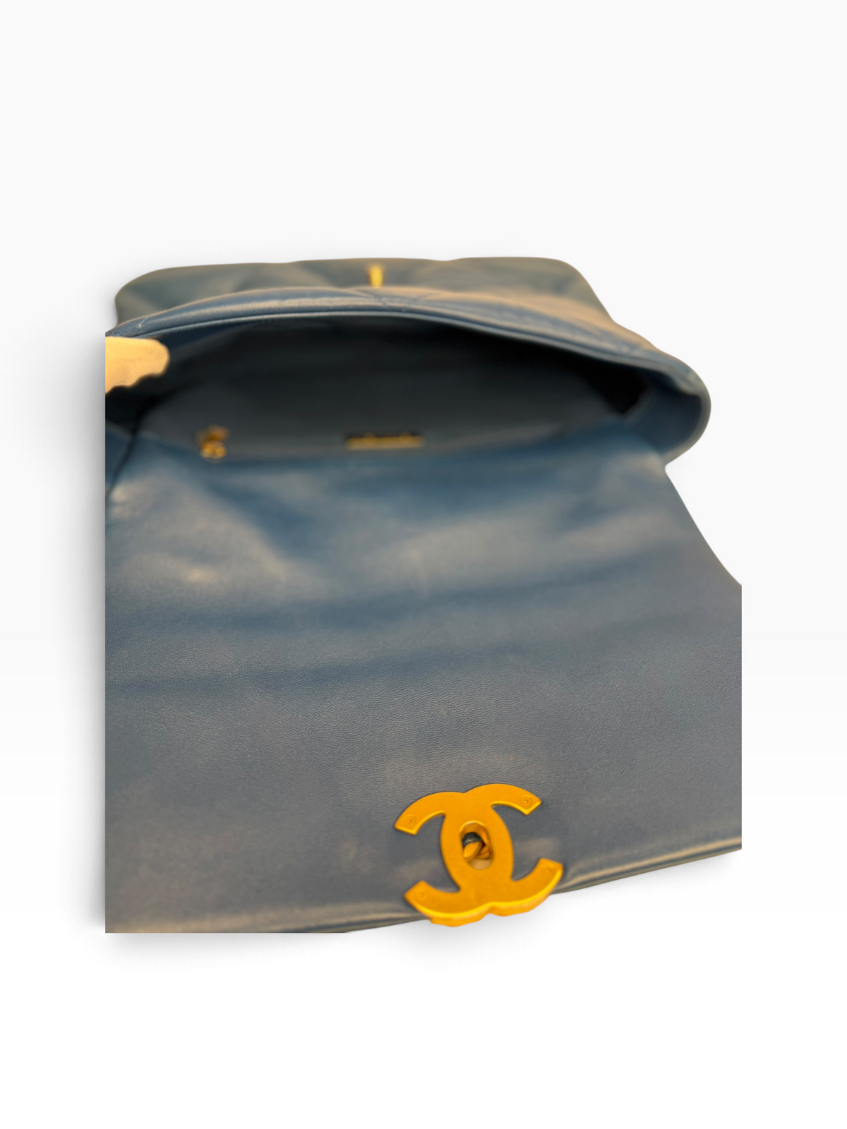 Chanel 19 Flap Large Blue T8849