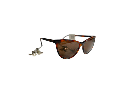 Chanel Tortoiseshell Cat-Eye Sunglasses with Pearl Charm T7099