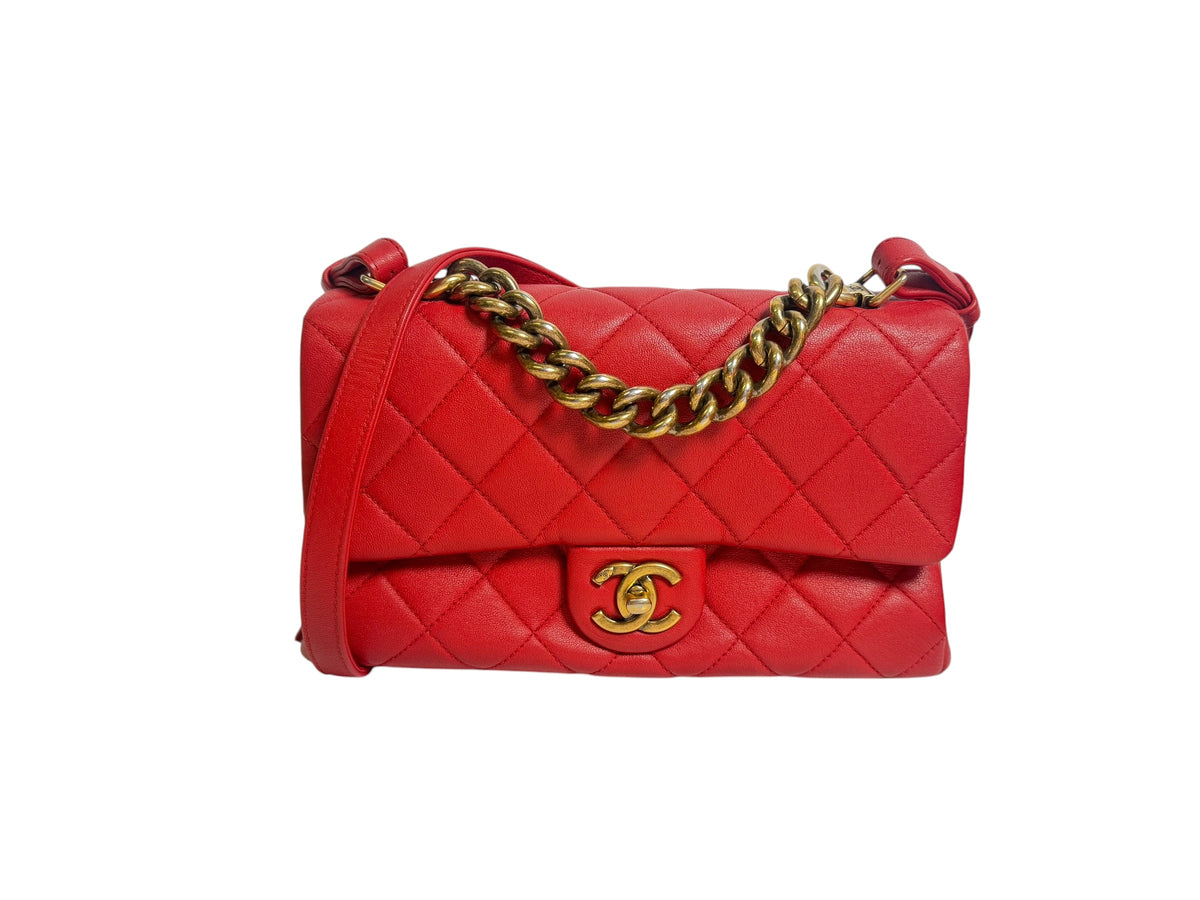 Chanel Quilted Flap Bag Red T5807