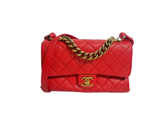 Chanel Quilted Flap Bag Red T5807