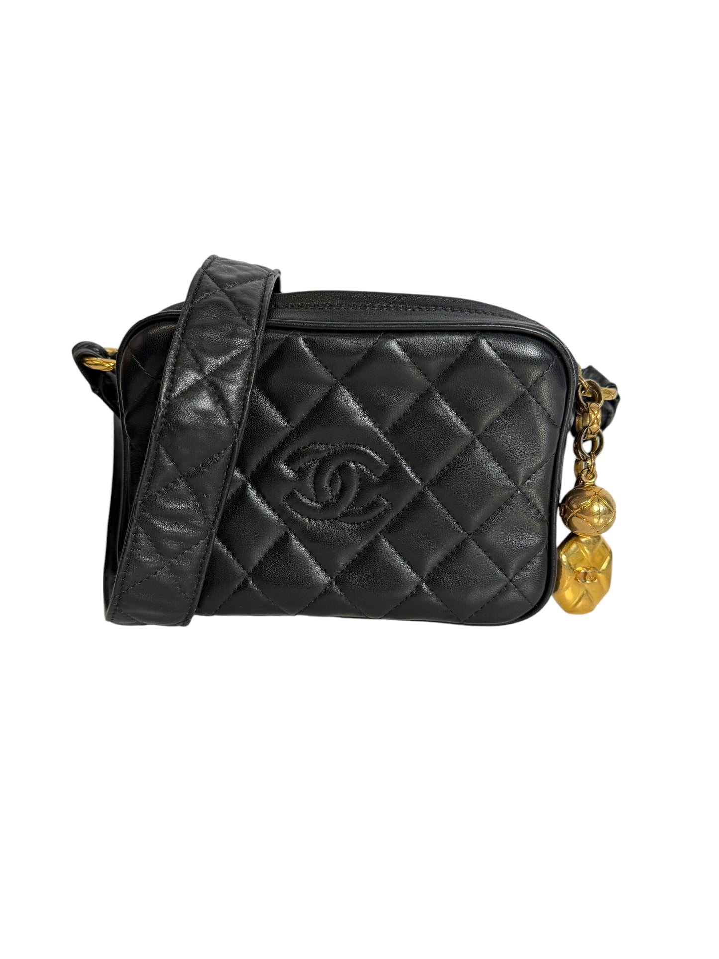 Chanel Black Quilted Leather CC Camera Crossbody Bag T8330