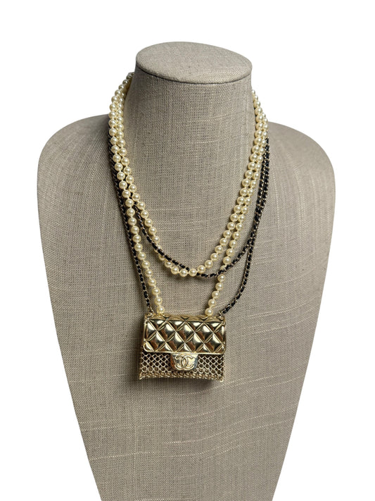 Chanel Pearl Chain Mini Flap Bag Pendant Necklace Gold T3792