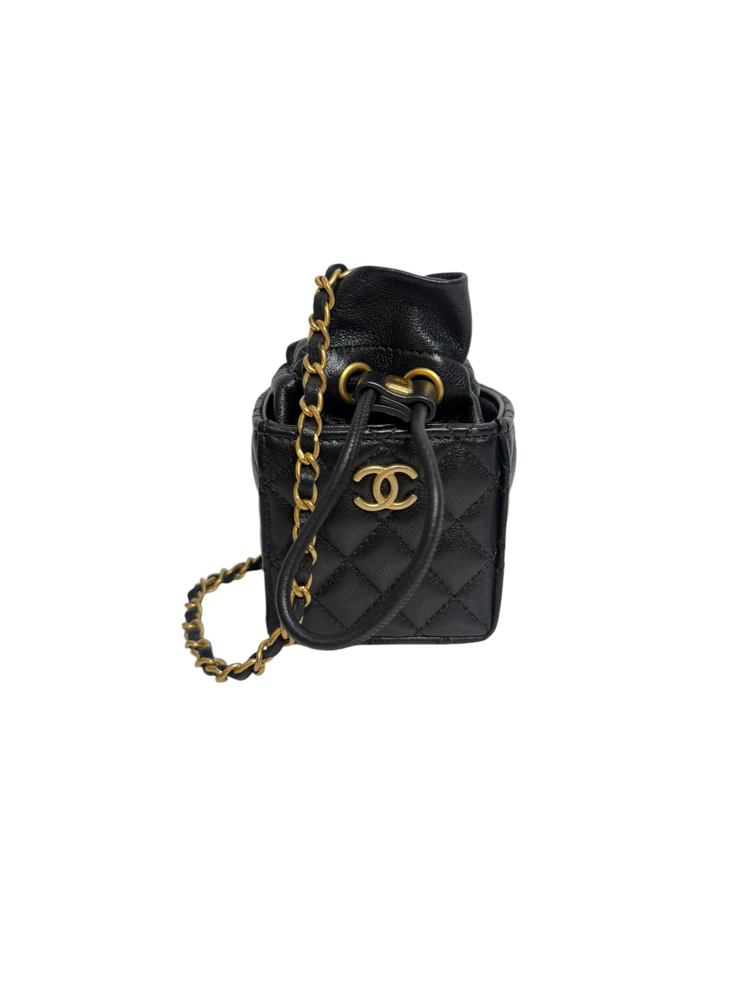Chanel Vintage Quilted Leather Drawstring Bucket Bag T7754