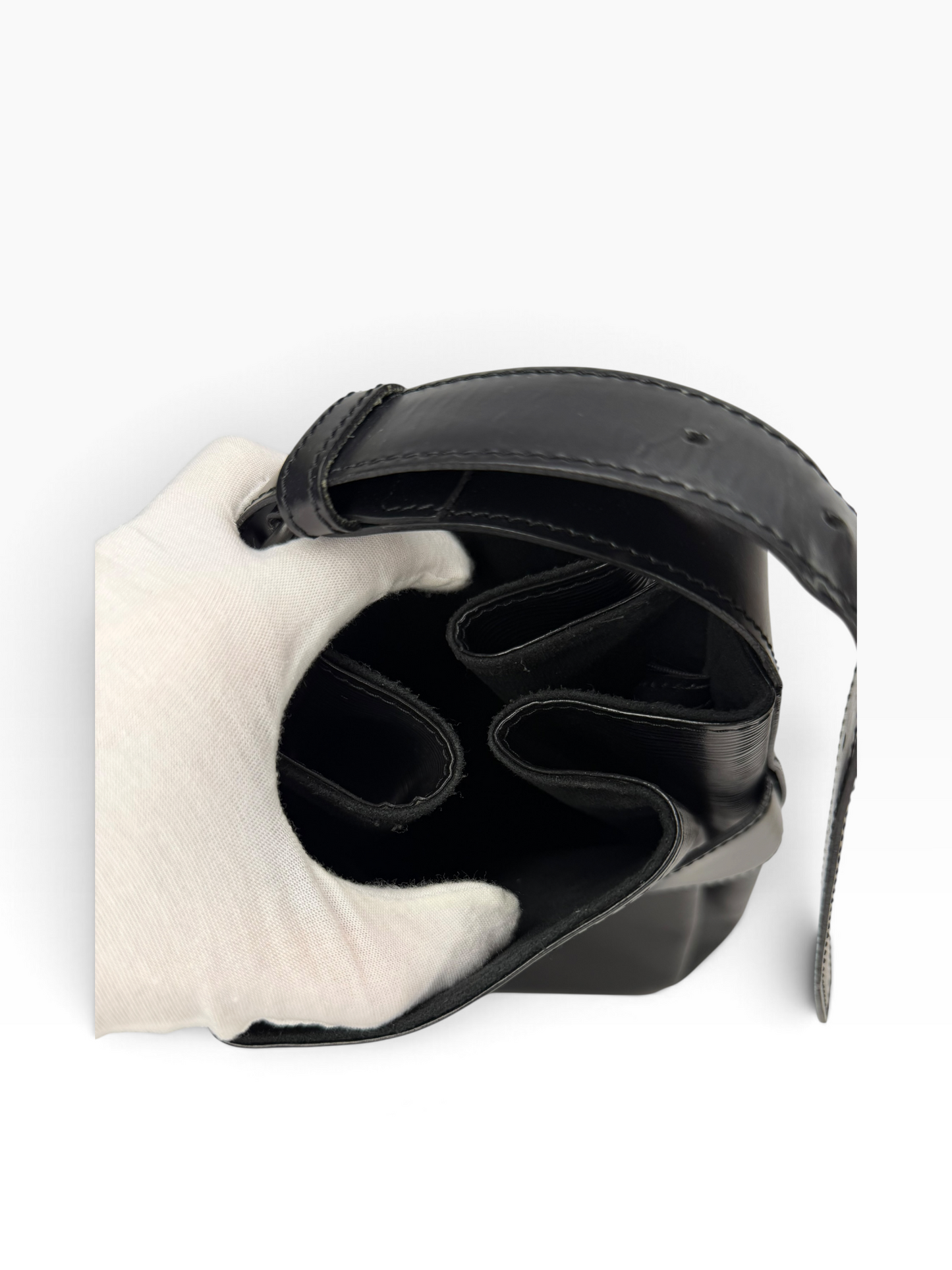 Louis Vuitton Black Epi Bucket T8972
