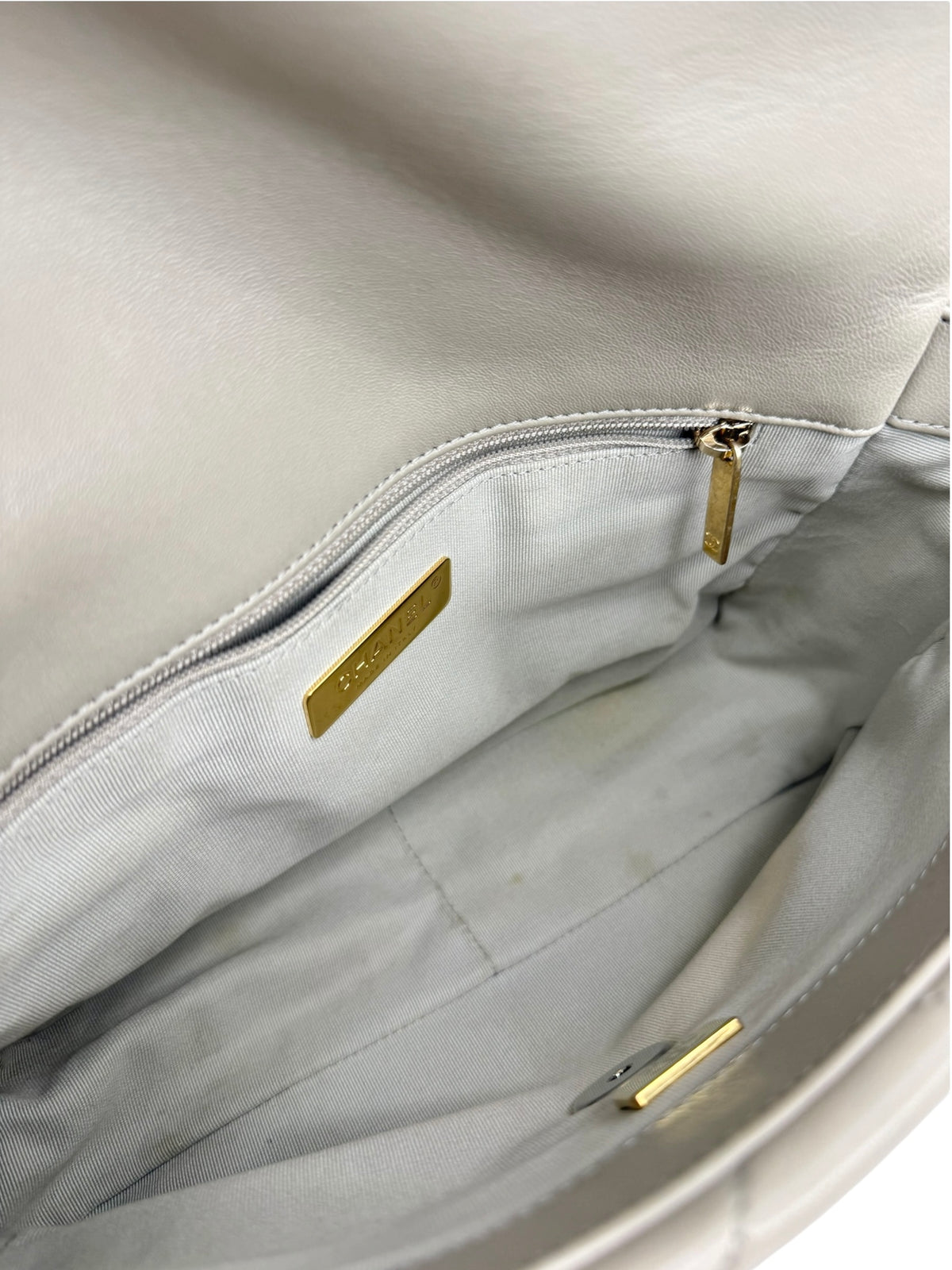 Chanel 19 Medium Gray Flap T9095