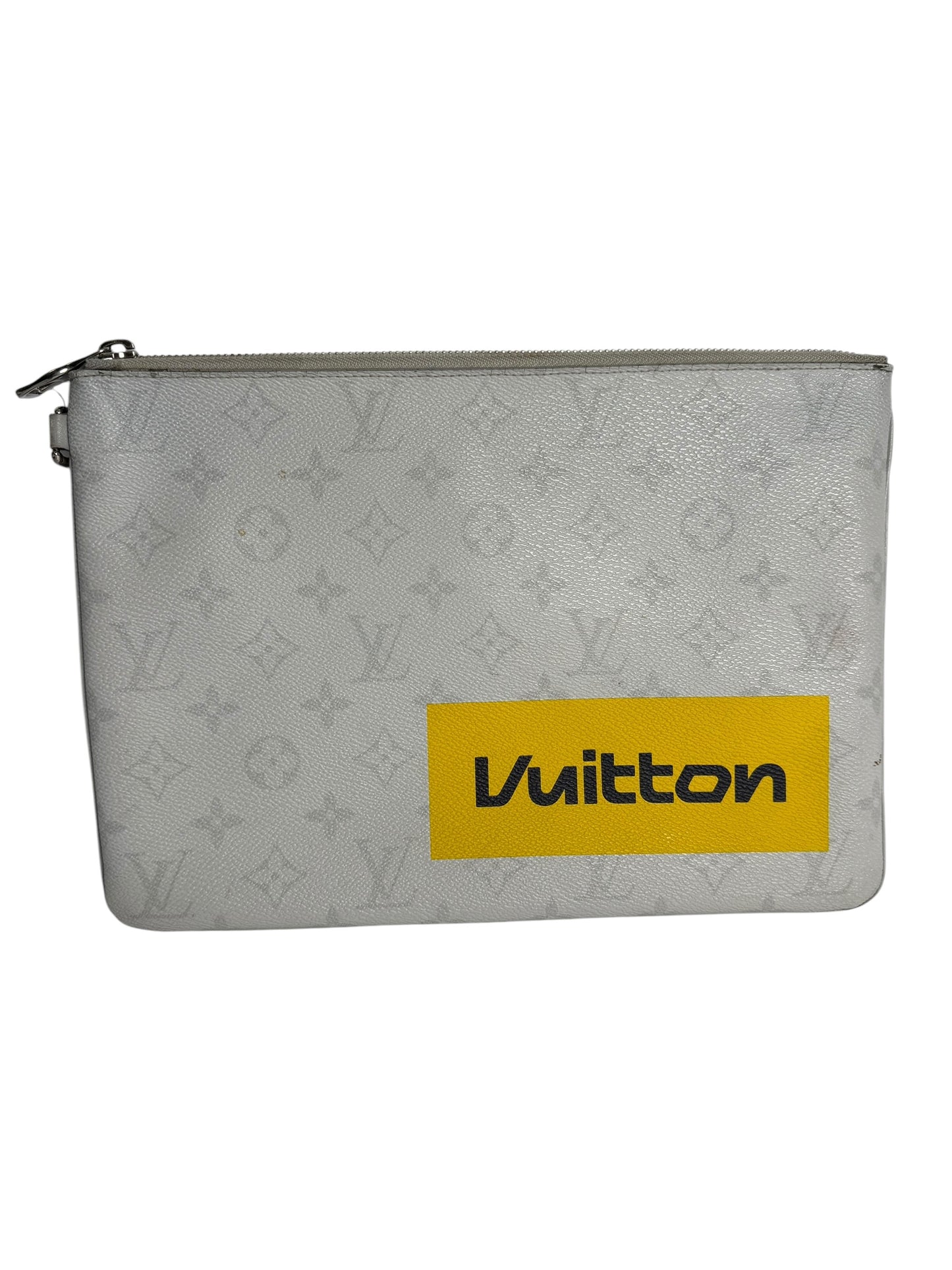 Louis Vuitton Grey Clutch T7091