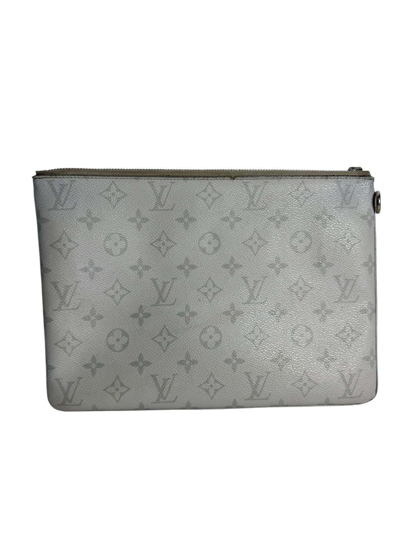 Louis Vuitton Grey Clutch T7091