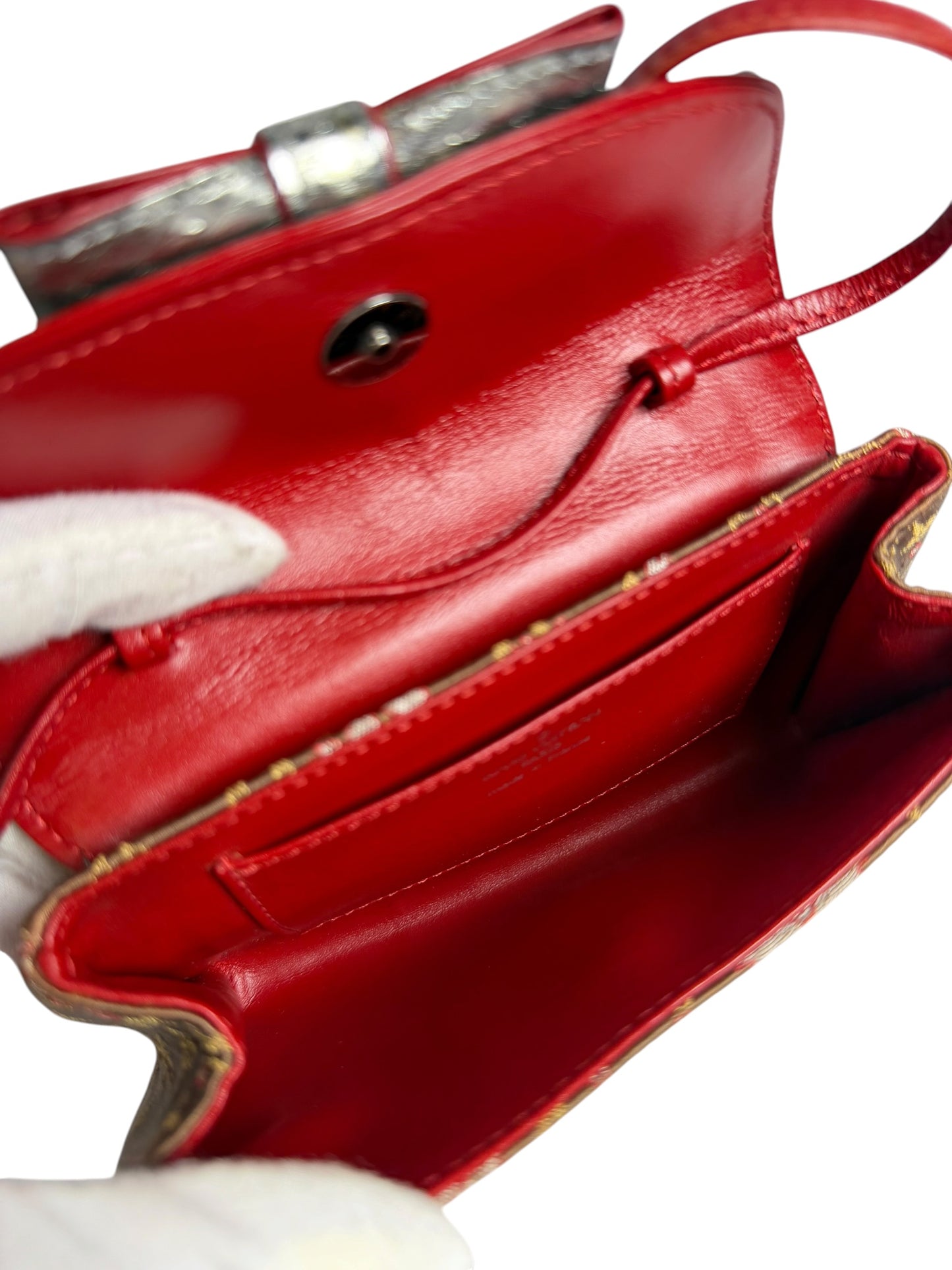 Louis Vuitton Murakami Limited Edition Clutch T3902