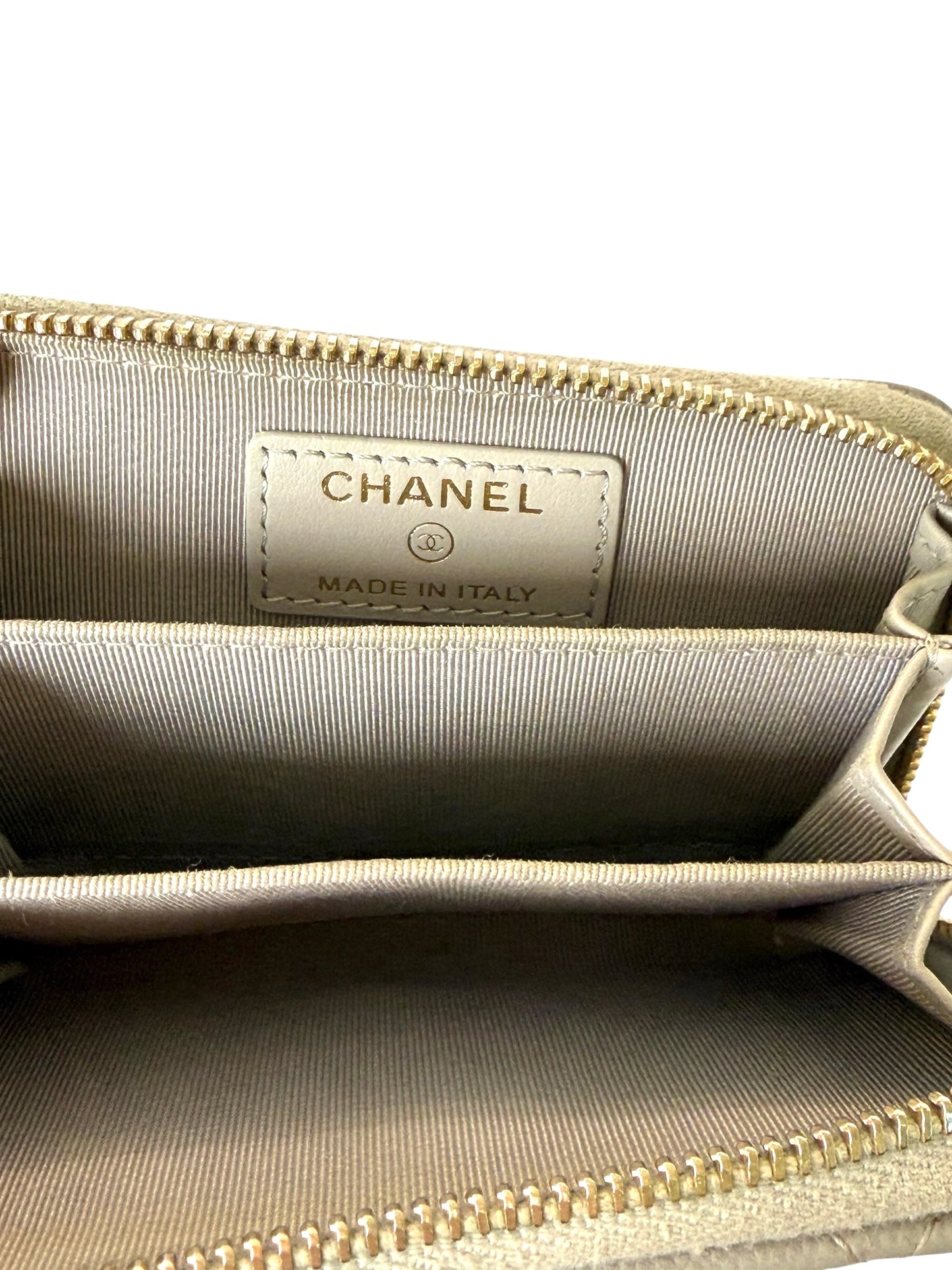 Chanel zip around gray caviar card case