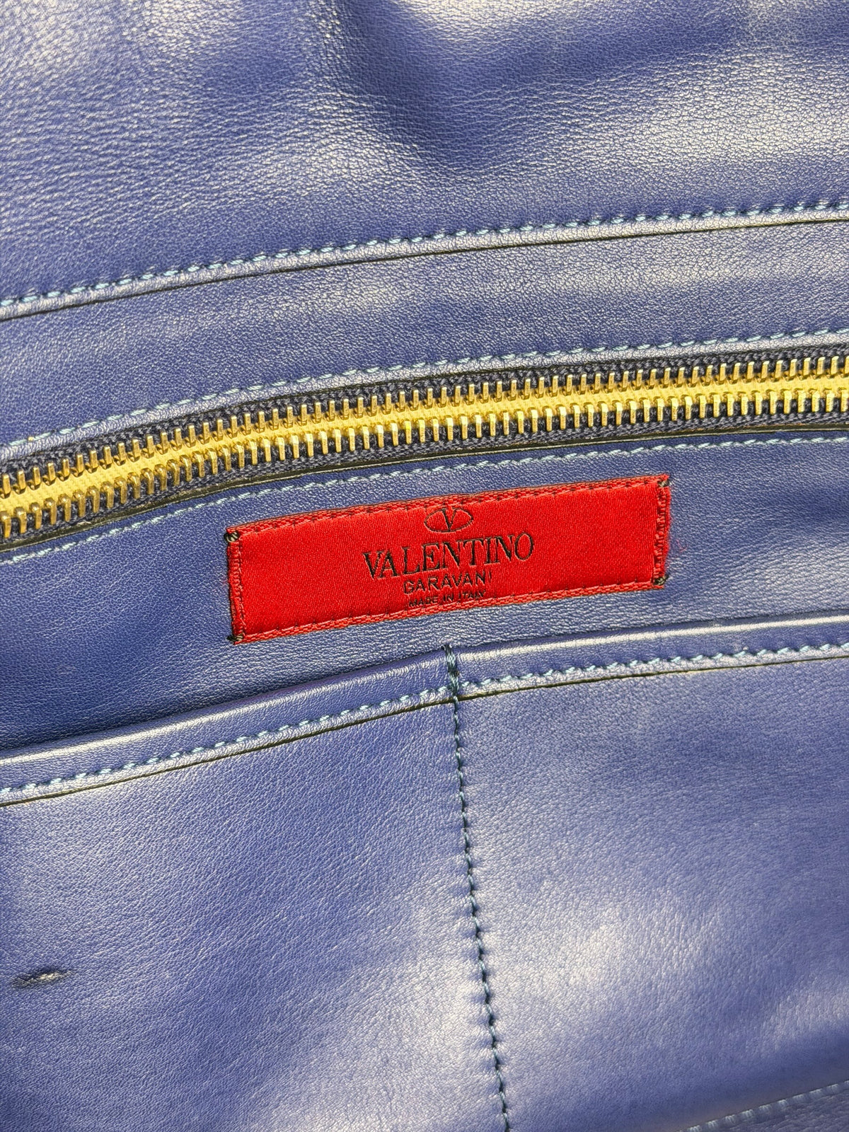 Valentino Garavani Rockstud Trapeze Tote Blue Leather T5688