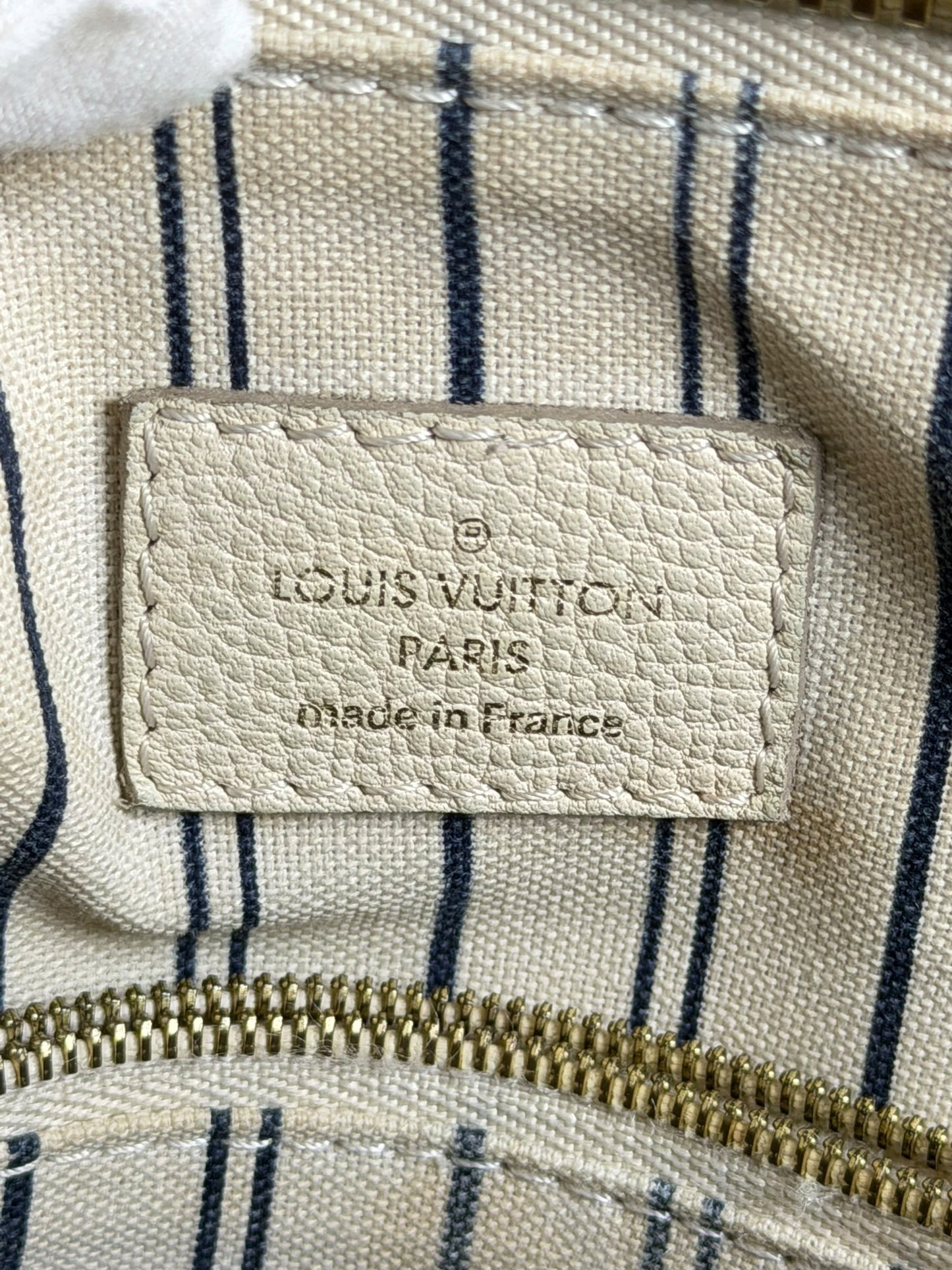 Louis Vuitton Monogram Empreinte Lumineuse PM Neige T4657