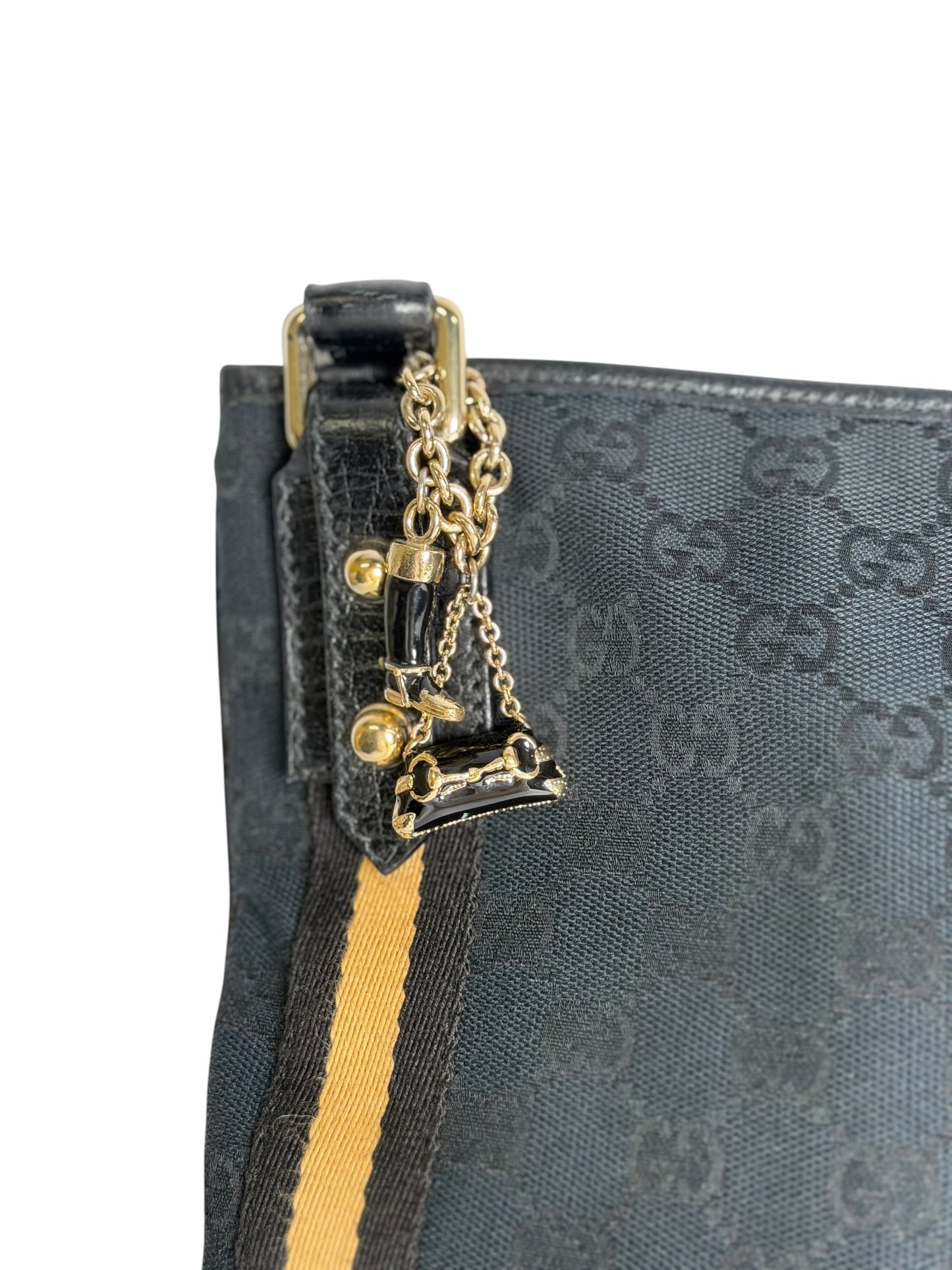 Gucci Black Messenger T6672