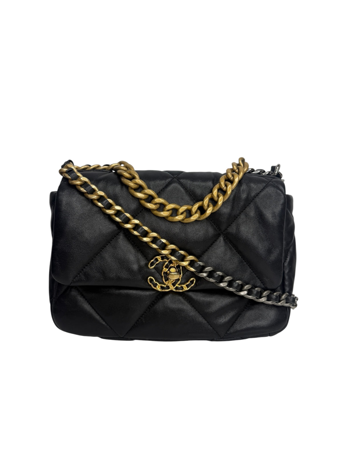 Chanel 19 Black T9197