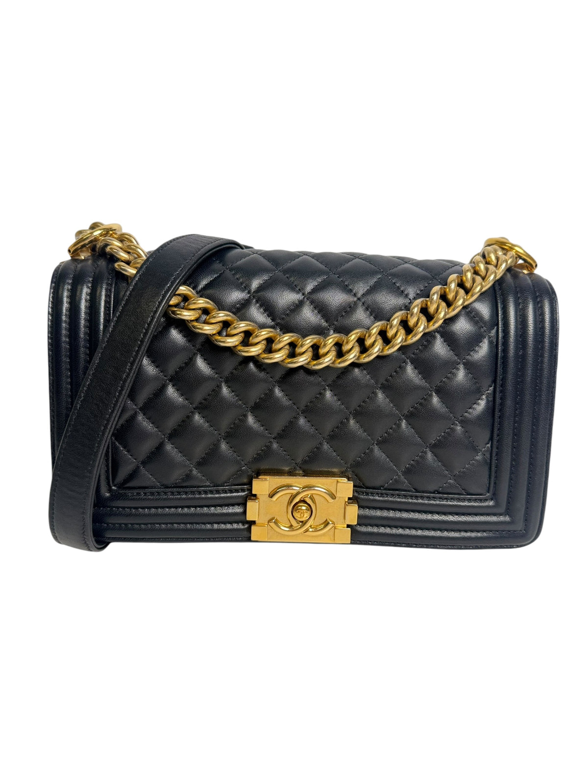 Chanel Lambskin Quilted Medium Boy Flap T7532
