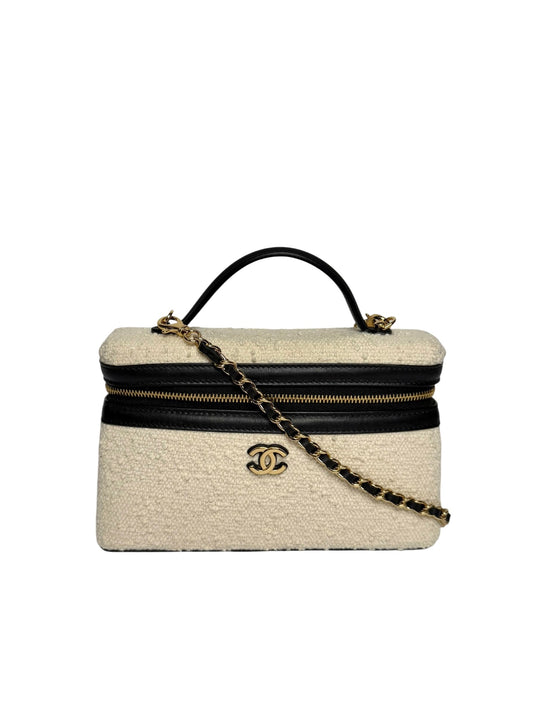 Chanel 2026 Coco Beach Slim Vanity Case T8234