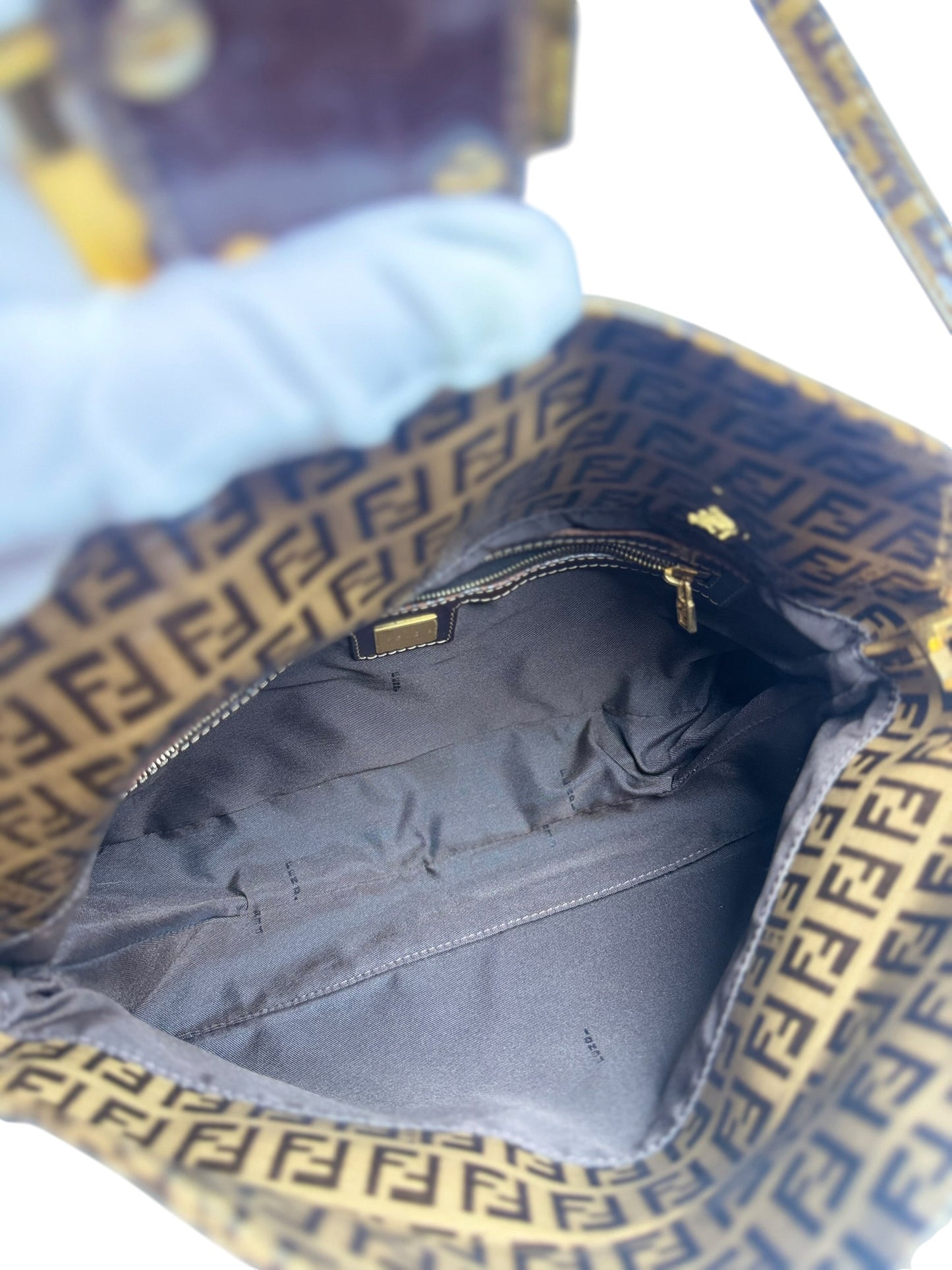 Fendi Zucchino Vinyl Mamma Baguette T7958