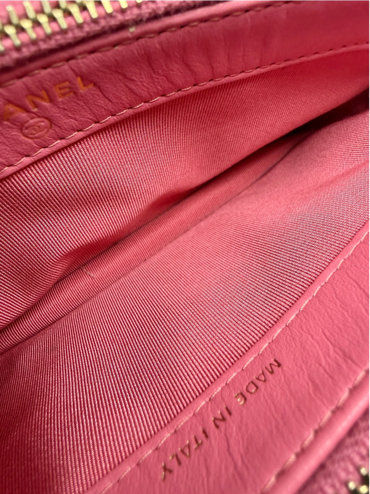 Chanel Pink Caviar Double Zip Clutch With Chain T9190