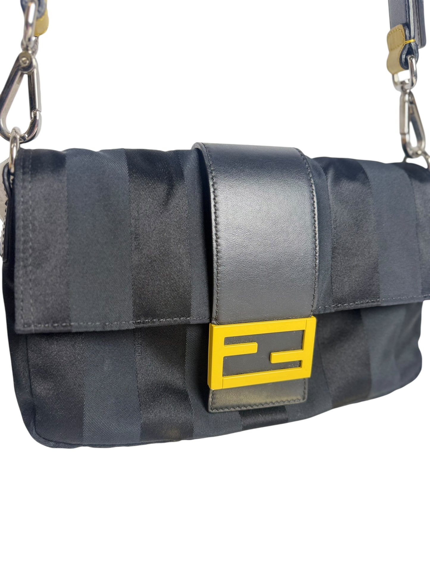 Fendi Convertible Baguette Belt Bag T5521