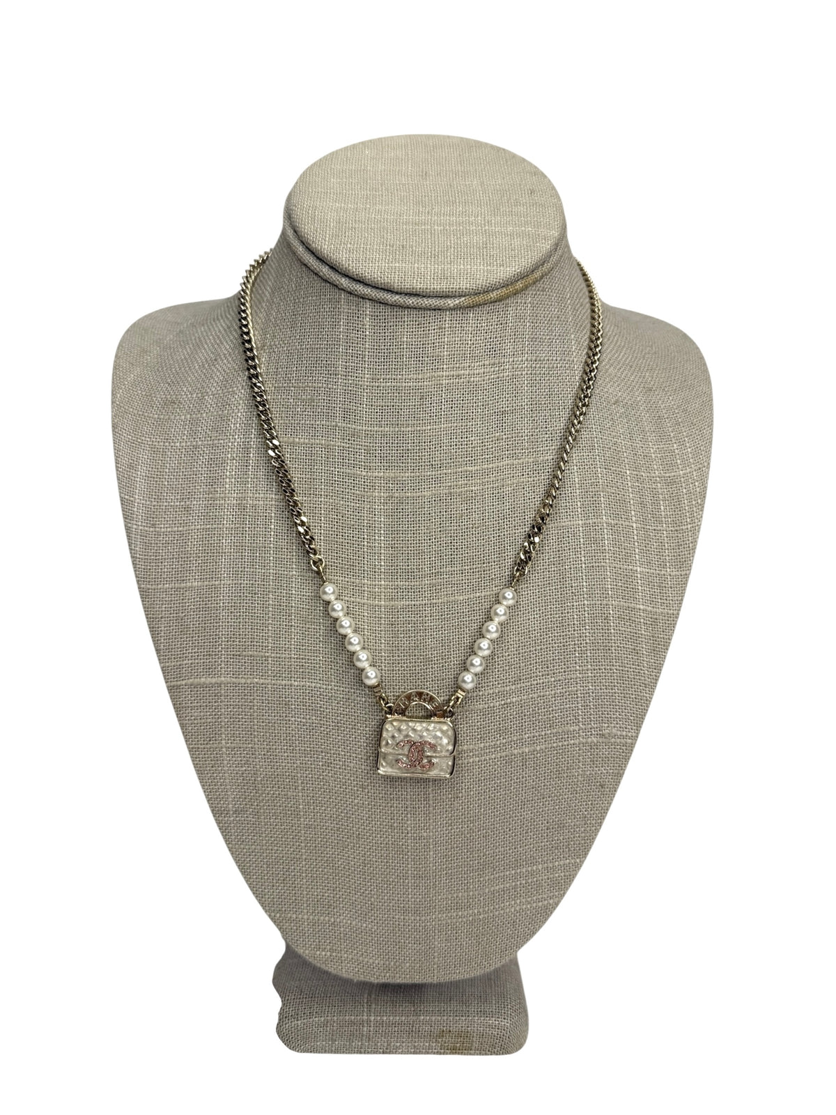 Chanel Faux Pearl Flap Bag Pendant T7522
