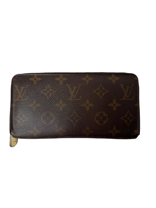 Louis Vuitton Monogram Zip Wallet T5897