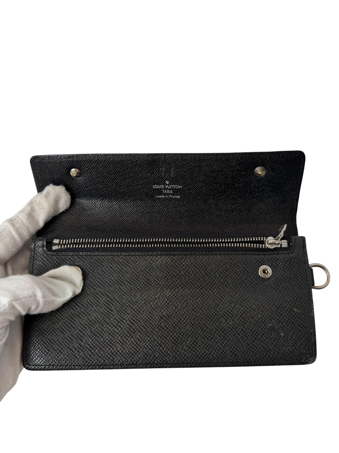 Louis Vuitton Black Button Fold Wallet T3347