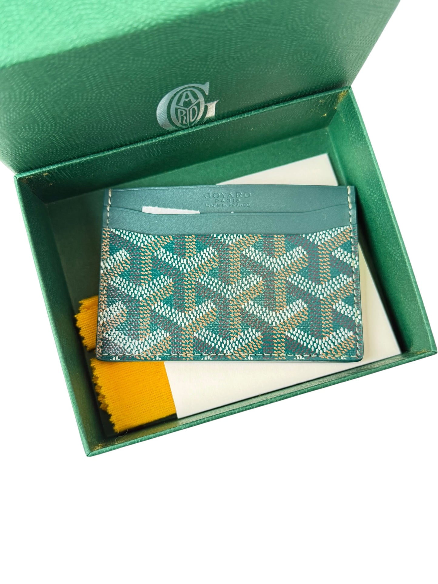 Chanel green card case brand new T8220