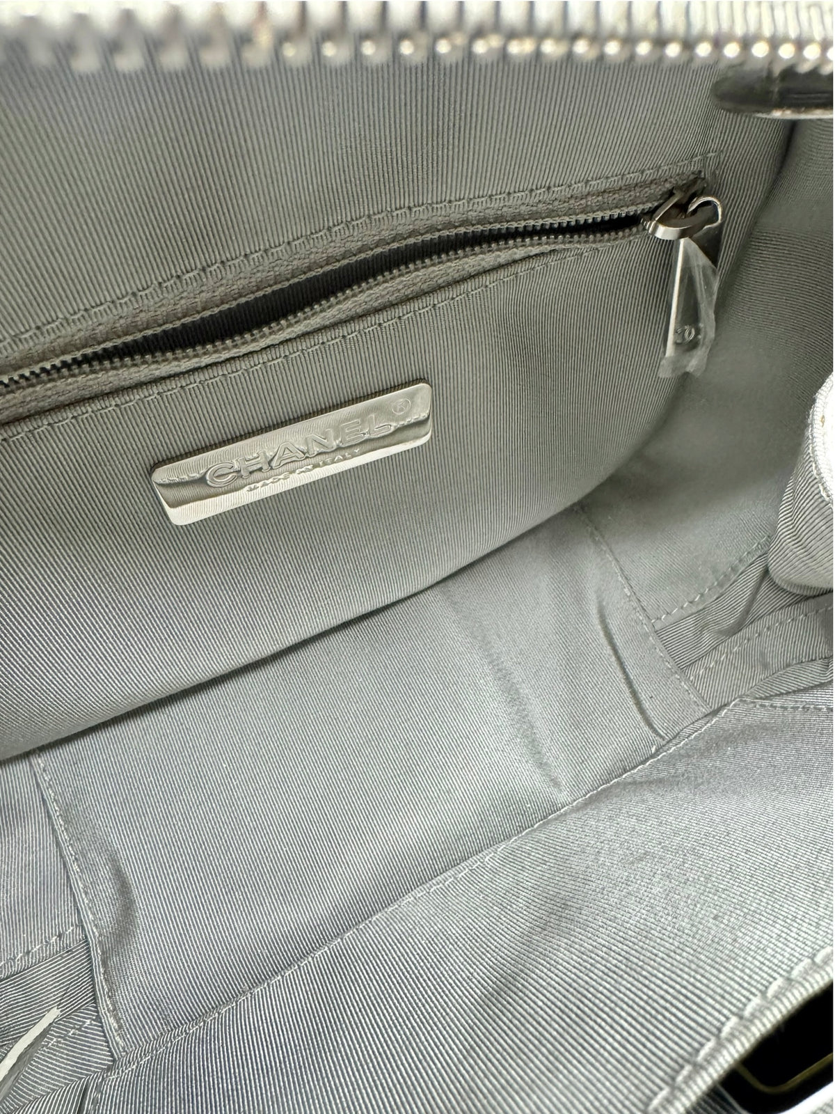 Chanel Metallic Caviar Small Coco Curve Vanity Bag Silver T9363