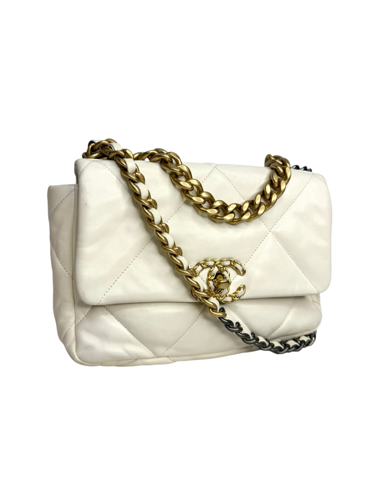 Chanel 19 Medium White Flap T9319