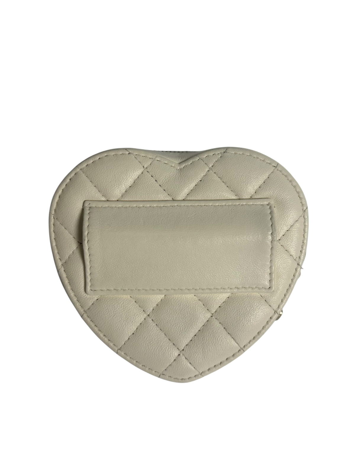 Chanel White heart case ghw T7977