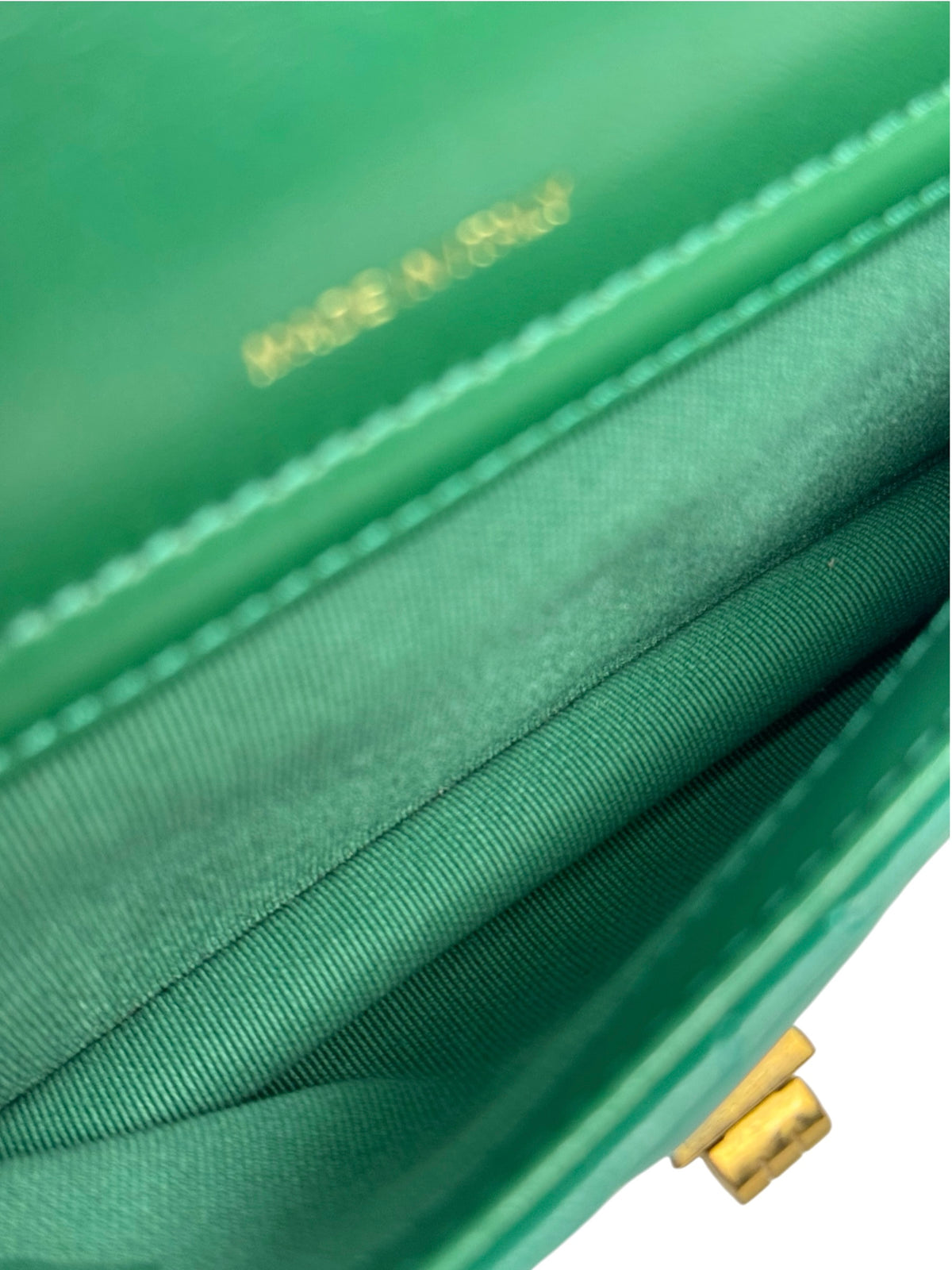 Chanel Green Calfskin Reissue Wallet on Chain T9313