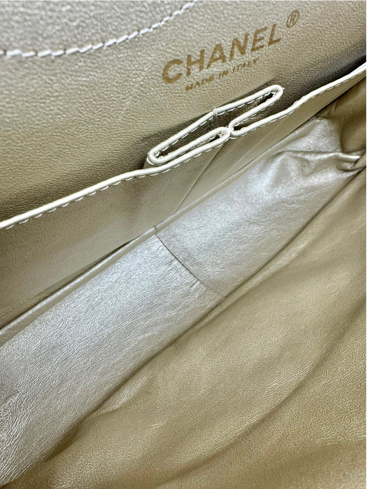 Chanel Reissue 2.55 227 Gold Calfskin GHW T9338