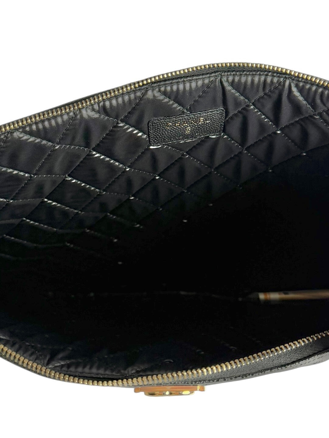Chanel Black Caviar Boy O Case T7088