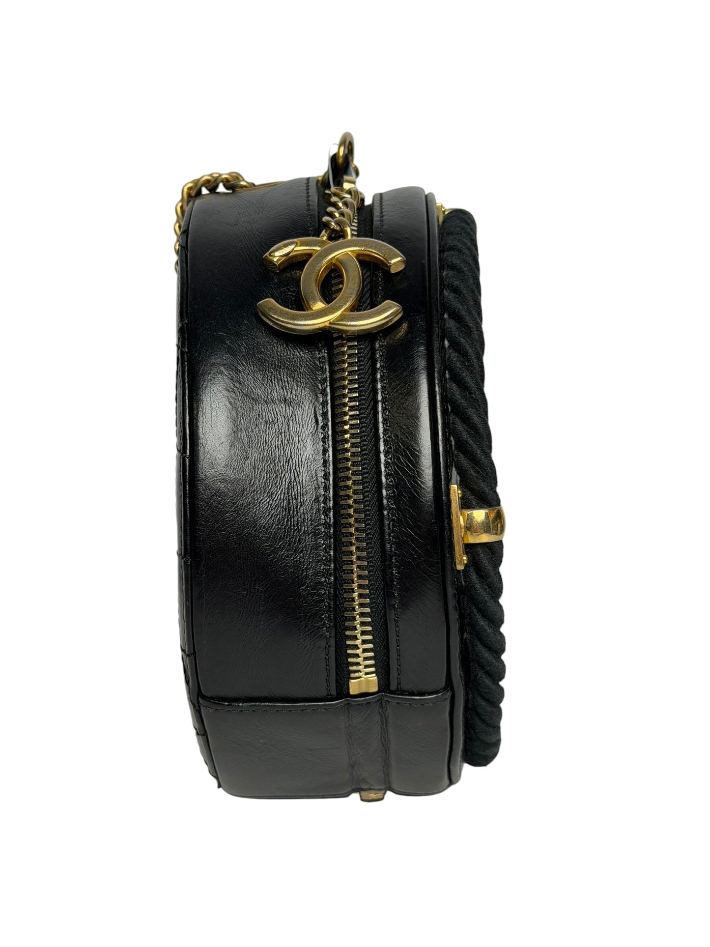 Chanel Black En Vogue Round Crossbody T5533